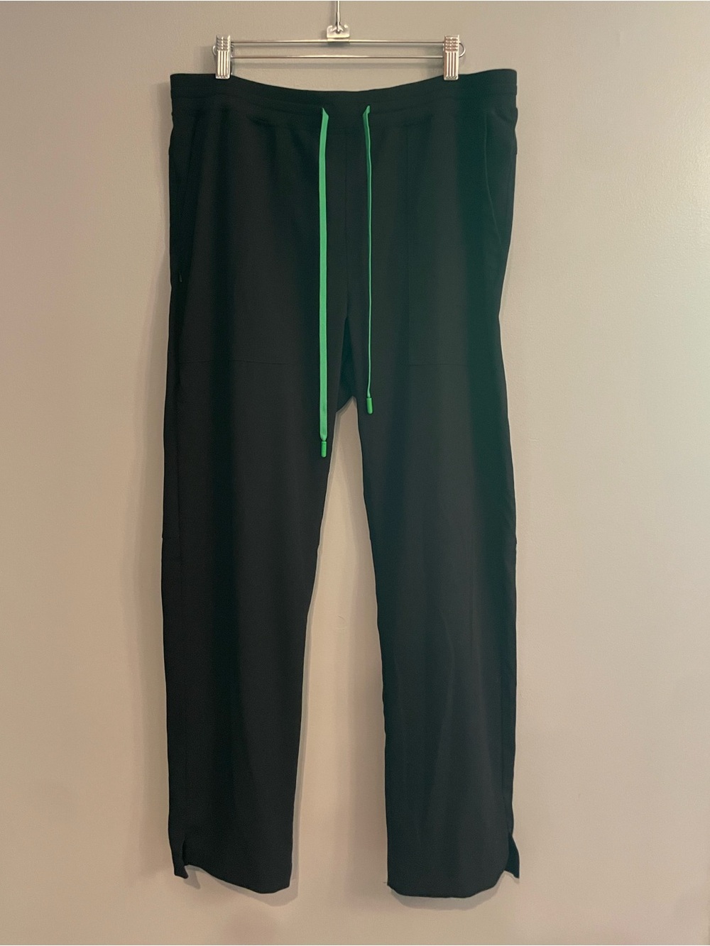 Welles Everybody Black Pants w Green Drawstring